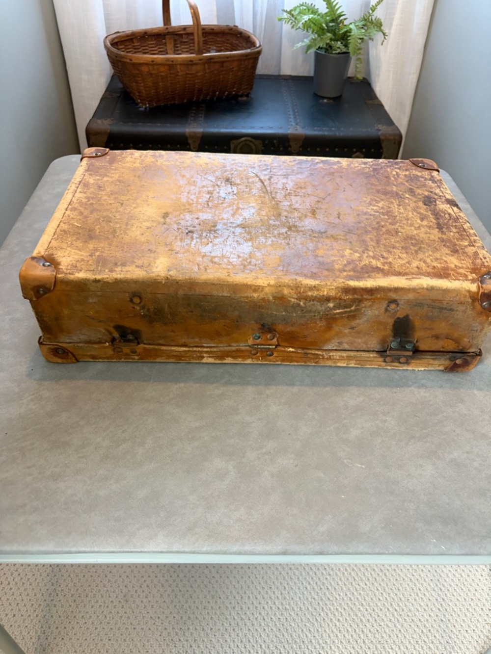 Antique Vintage Brown Leather Suitcase - Picture 7 of 11